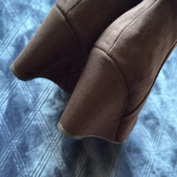 The Drop Women's Geralda Tall Brown Wedge Boot Classic size 9 NEW - Picture 6 of 16